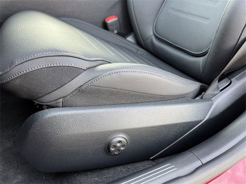 Certified 2025 Mercedes-Benz C 300 4MATIC Sedan image 10