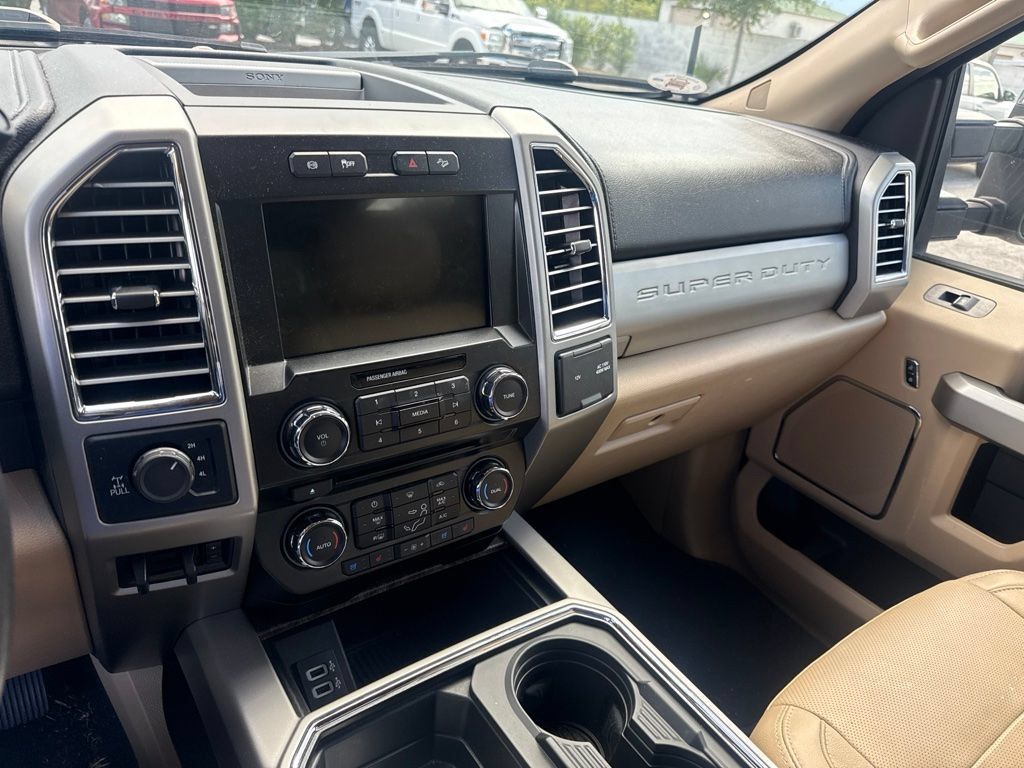 Used 2017 Ford F250 Lariat AWD/4WD image 15