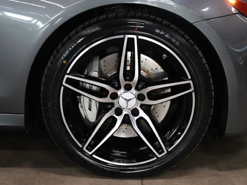 Used 2019 Mercedes-Benz E 53 AMG 4MATIC Sedan image 30