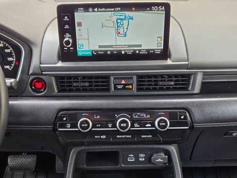 Used 2023 Honda Pilot Touring image 18