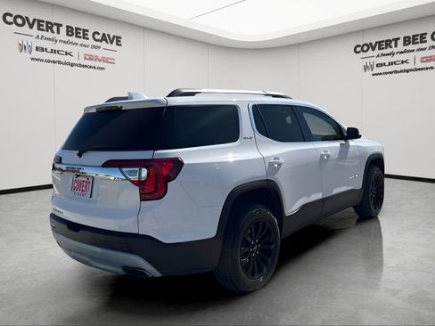Used 2022 GMC Acadia SLE w/ Driver Convenience Package image 8