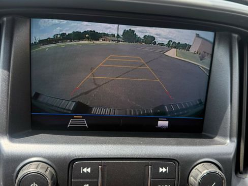 Used 2021 Chevrolet Colorado LT w/ Redline Special Edition AWD/4WD image 16