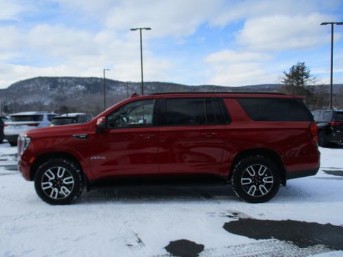 Certified 2023 GMC Yukon XL AT4 w/ Max Trailering Package image 8