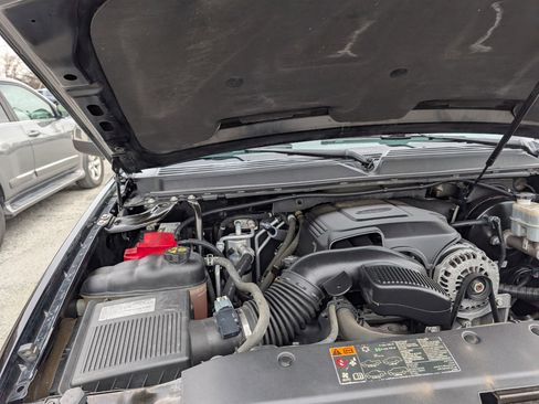 Used 2012 Chevrolet Tahoe LTZ image 29