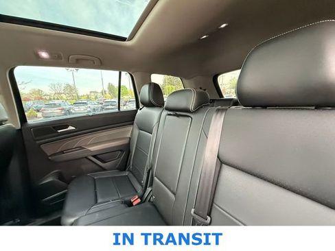Used 2023 Volkswagen Atlas SE AWD/4WD image 6