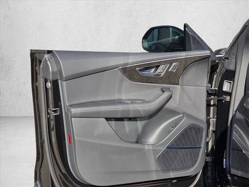 New 2026 Audi Q8 Premium Plus image 13