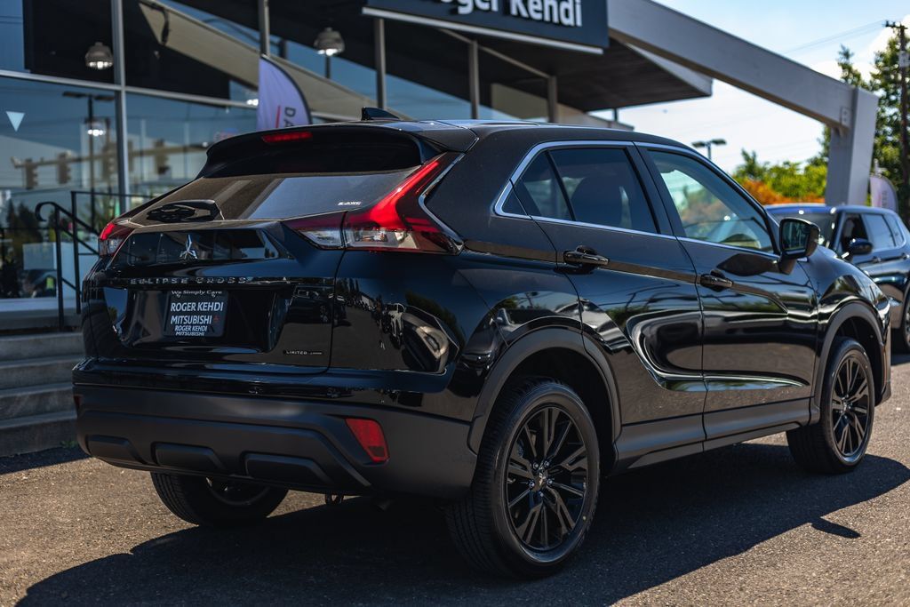 New 2026 Mitsubishi Eclipse Cross LE AWD/4WD image 7