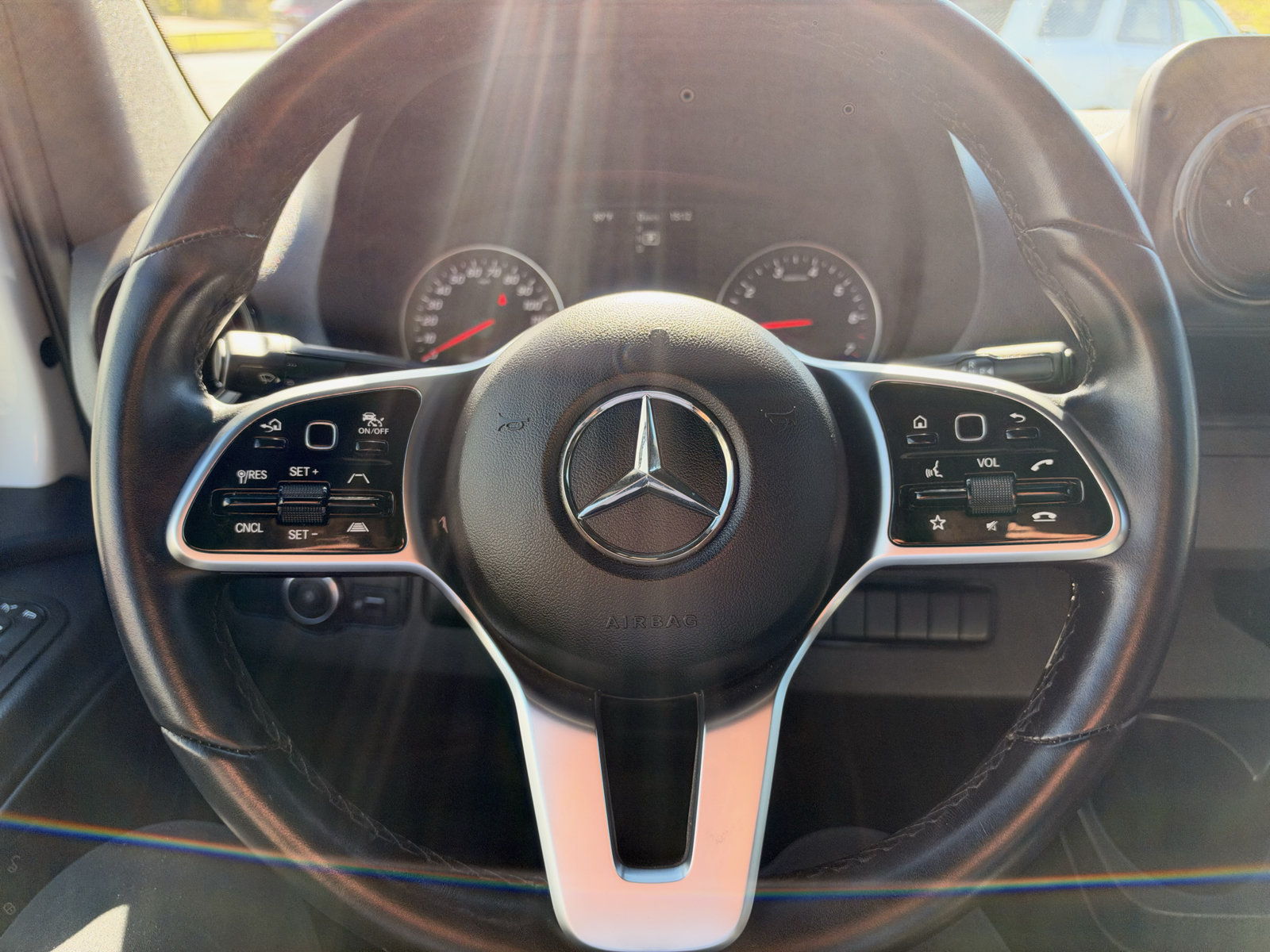 Used 2022 Mercedes-Benz Sprinter 1500 image 10