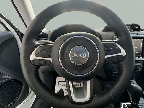 Used 2023 Jeep Renegade Altitude w/ Sun/Sound Group image 17