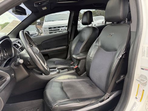 Used 2014 Chrysler 200 Limited w/ Sun/Sound Group FWD image 14