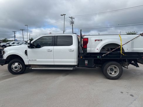Used 2022 Ford F350 Lariat w/ Lariat Value Package AWD/4WD image 6