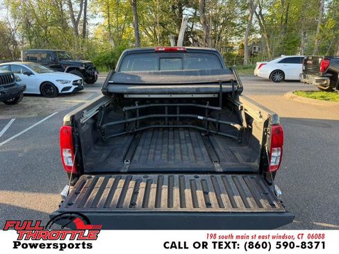 Used 2019 Nissan Frontier SV w/ Value Truck Package AWD/4WD image 9