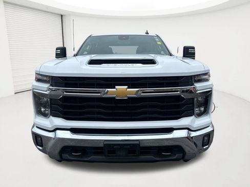 Used 2025 Chevrolet Silverado 2500 LT w/ Convenience Package AWD/4WD image 22