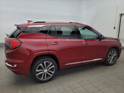 Used 2020 GMC Terrain Denali w/ Denali Premium Package FWD image 10
