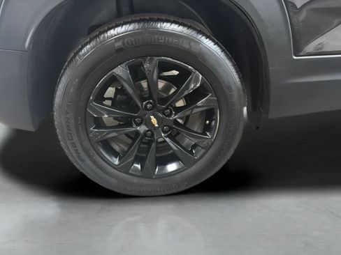 Used 2023 Chevrolet TrailBlazer LT FWD image 27