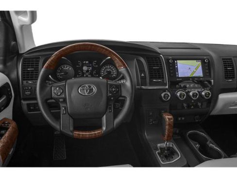 Used 2021 Toyota Sequoia Platinum AWD/4WD image 7