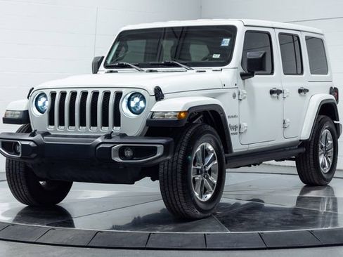 Used 2020 Jeep Wrangler Unlimited Sahara w/ Uconnect 4C Nav & Sound Group image 6