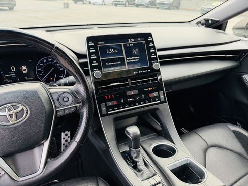 Used 2019 Toyota Avalon XSE w/ All Weather Liner Package image 13
