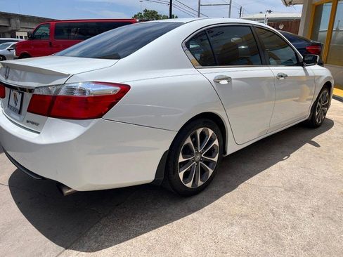 Used 2014 Honda Accord Sport image 4