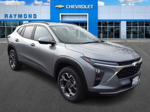 New 2026 Chevrolet Trax LT w/ LT Convenience Package image 1