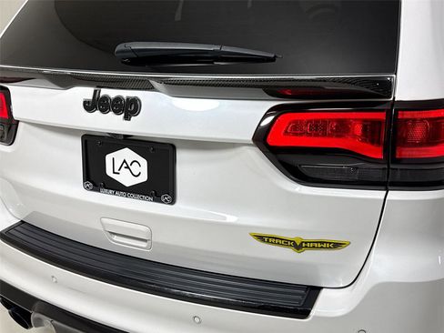 Used 2020 Jeep Grand Cherokee Trackhawk AWD/4WD image 39