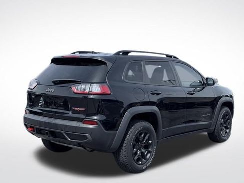 Used 2022 Jeep Cherokee Trailhawk w/ Premium Leather Package AWD/4WD image 6