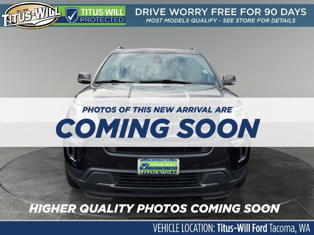 Used 2019 Ford Explorer XLT w/ XLT Sport Appearance Package AWD/4WD image 2