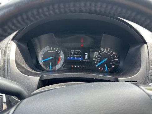 Used 2018 Ford Explorer XLT FWD image 6