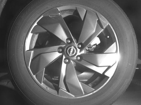 Used 2025 Nissan Rogue SV FWD image 14