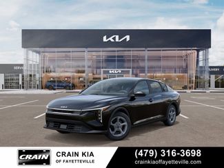 New 2025 Kia K4 LXS image 1