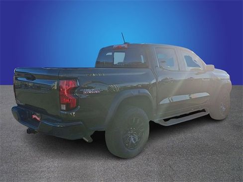 Used 2025 Chevrolet Colorado Trail Boss image 4