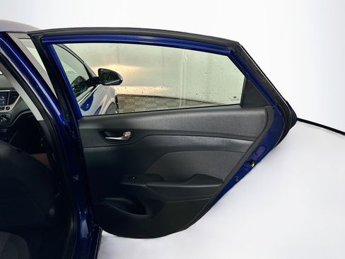 Used 2022 Hyundai Accent SEL FWD image 27