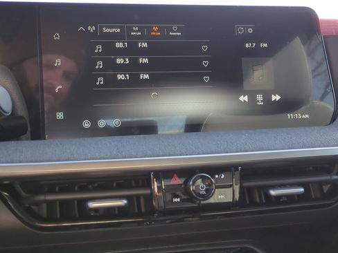 New 2026 Nissan Kicks SV image 13