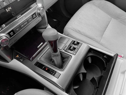 Used 2015 Lexus GX 460 w/ Premium Package AWD/4WD image 18
