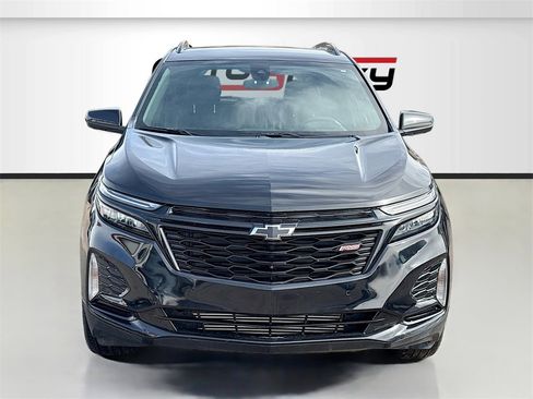 Used 2024 Chevrolet Equinox RS image 2