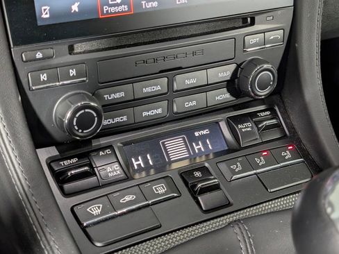 Certified 2023 Porsche 718 Boxster Spyder image 31