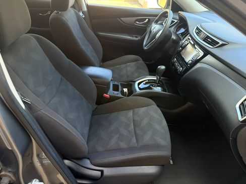 Used 2016 Nissan Rogue SV w/ SV Premium Package AWD/4WD image 23
