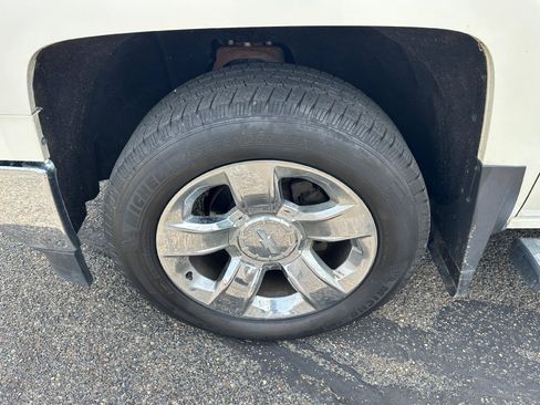 Used 2014 Chevrolet Silverado 1500 LTZ w/ LTZ Plus Package AWD/4WD image 11