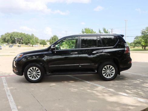 Used 2016 Lexus GX 460 w/ Premium Package AWD/4WD image 4