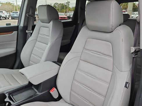 Used 2018 Honda CR-V Touring image 13