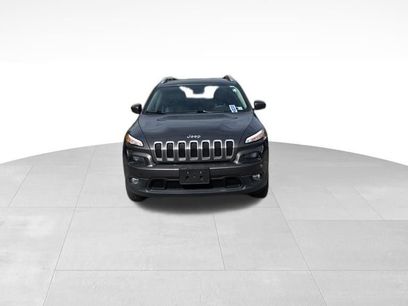 Used 2018 Jeep Cherokee Latitude Plus w/ Cold Weather Group