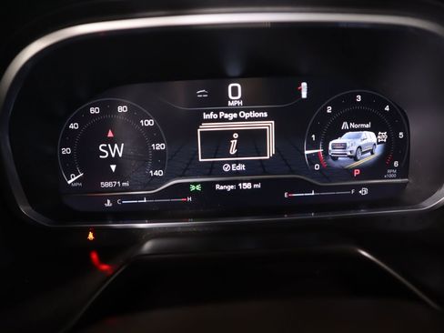 Used 2023 GMC Yukon SLT w/ SLT Premium Package image 4