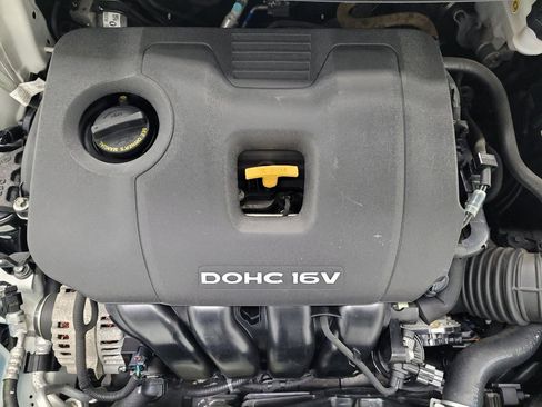 Used 2017 Kia Forte S FWD image 30