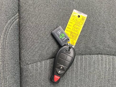 Used 2021 RAM 1500 Warlock AWD/4WD image 31