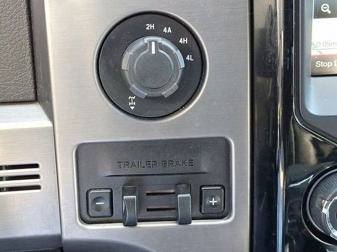 Used 2014 Ford F150 Limited image 13