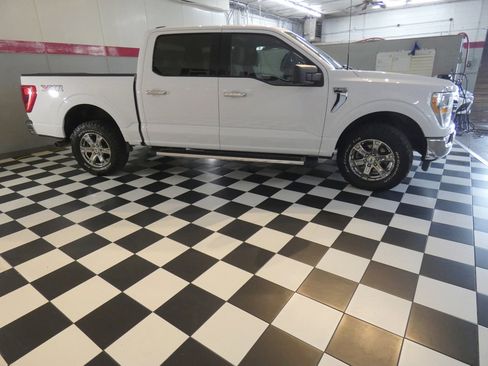 Used 2023 Ford F150 XLT w/ Equipment Group 301A Mid image 4