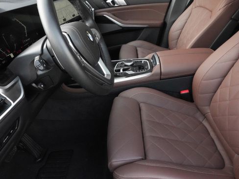 Certified 2026 BMW X7 xDrive40i AWD/4WD image 12