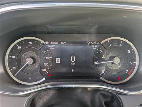 Used 2022 Jaguar F-PACE R-Dynamic S image 10