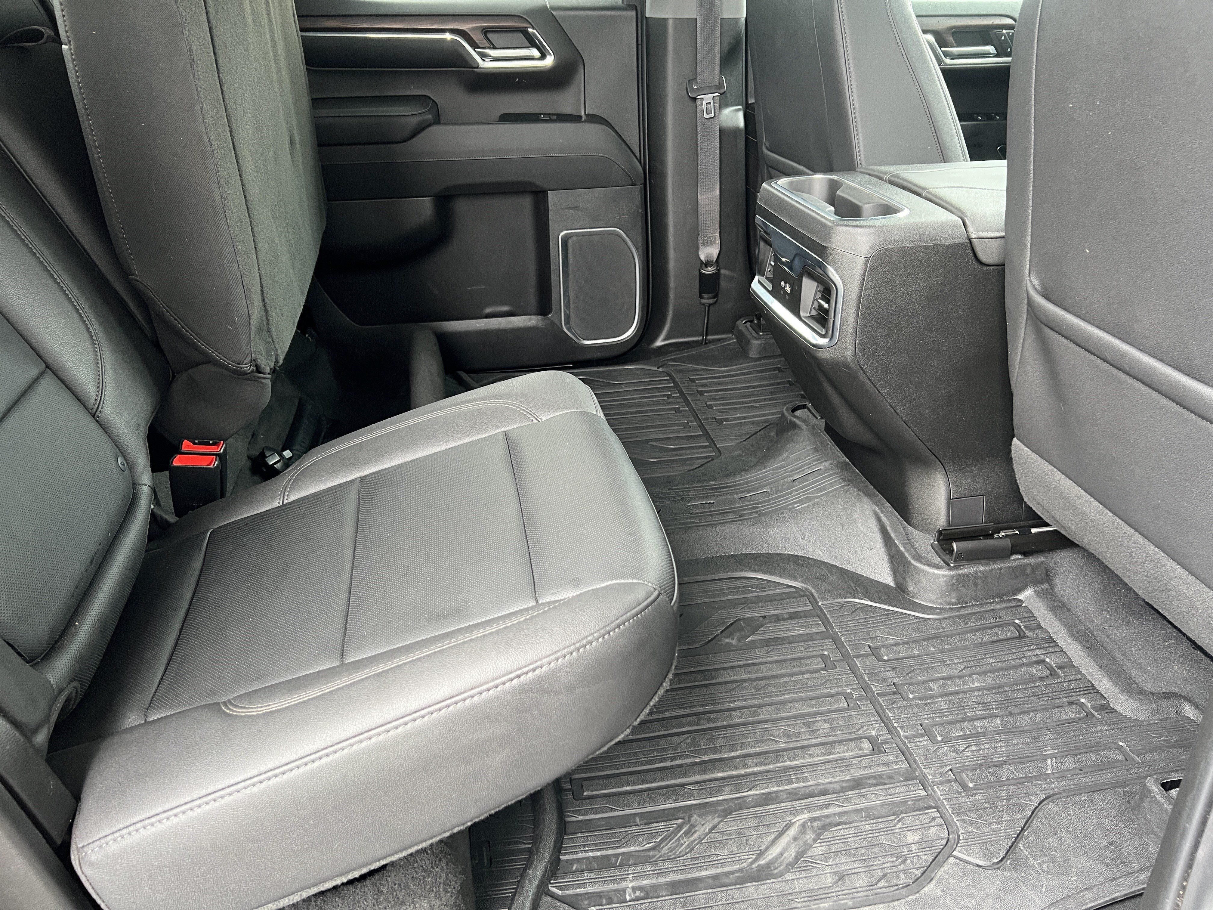 Used 2023 GMC Sierra 1500 SLT w/ SLT Convenience Package AWD/4WD image 17