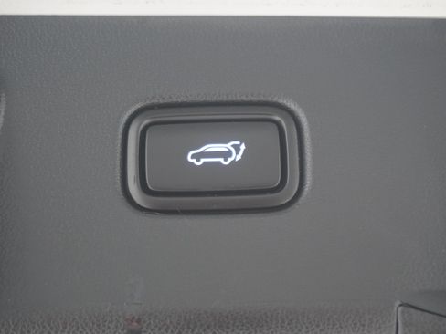 Used 2025 Hyundai Tucson Limited AWD/4WD image 33